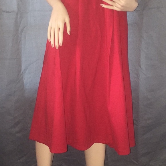 B2G1 City Chic red viscose plus size dress NWOT - Picture 7 of 8